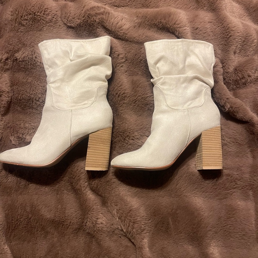 CCOCCI White Heeled Boots with Tan Soles
